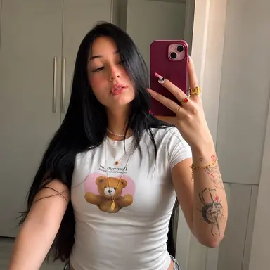 Profile image of Bruna Oliveira.