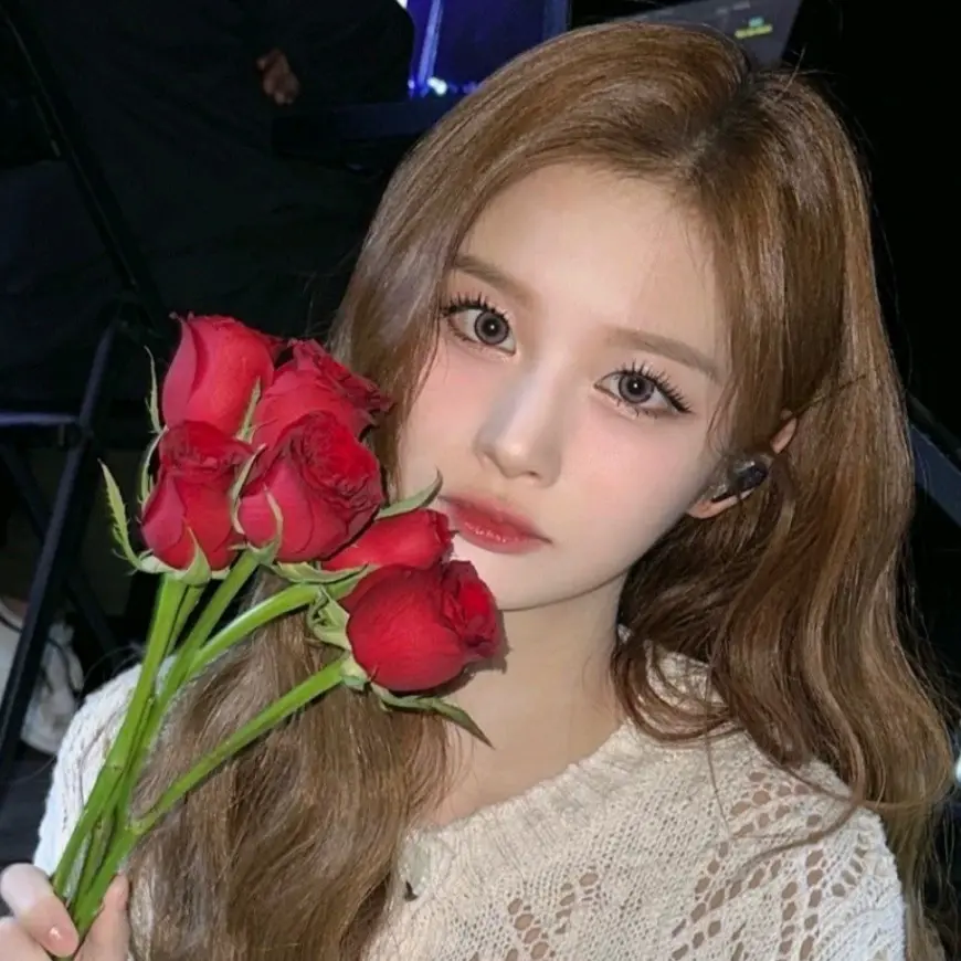 asdfghjk7의 설윤아