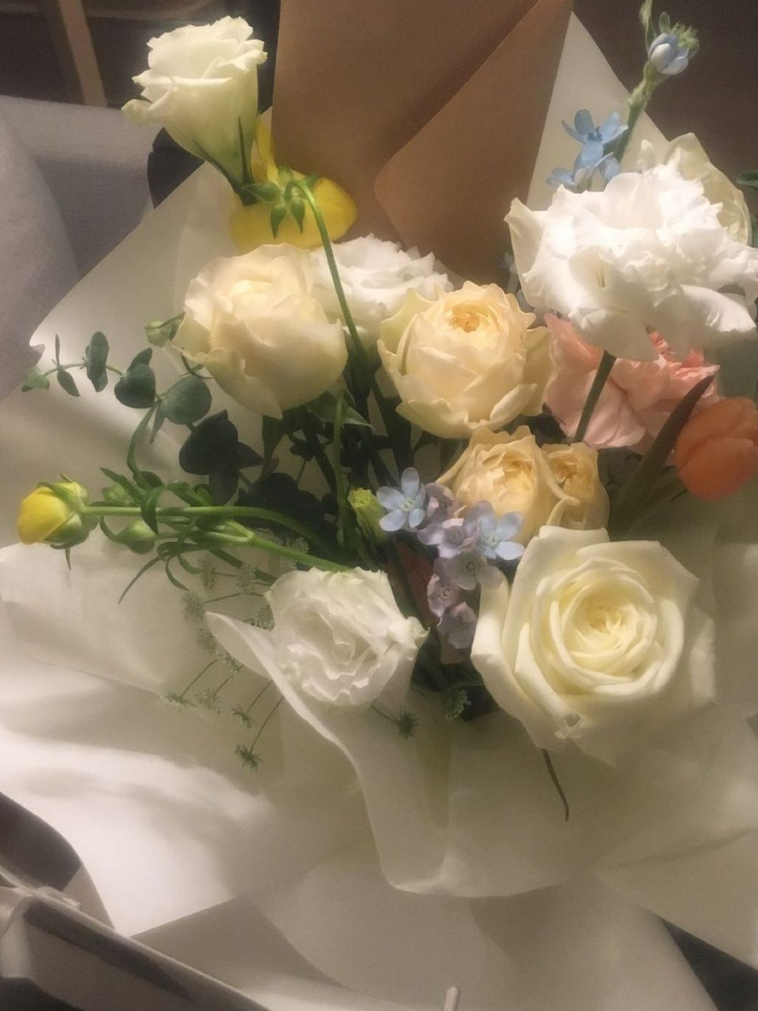 사랑은 재채기와 같다고 대표 이미지