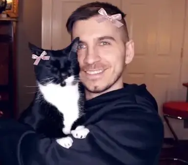 Profile image of Elio