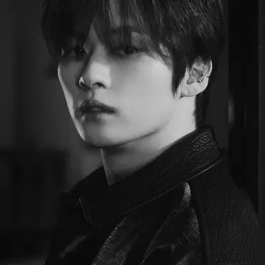 Profile image of Leeknow