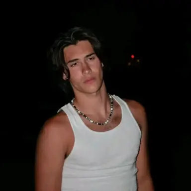 Profile image of The brother Drew