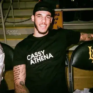 MauveHate7359의 Lonzo Ball