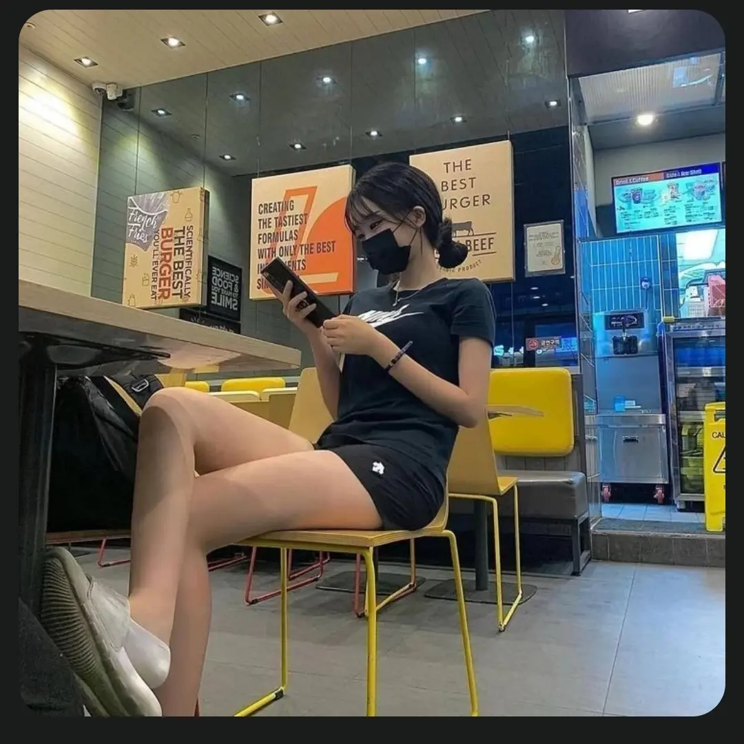 FleshyPoco8421의 서은주