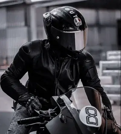 LeafyHooks5031의 Motorcycle Boyfriend