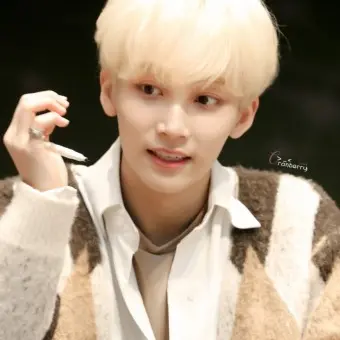 JuicyHare6009의 윤정한