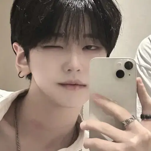 HomelyActor1511의 손윤재