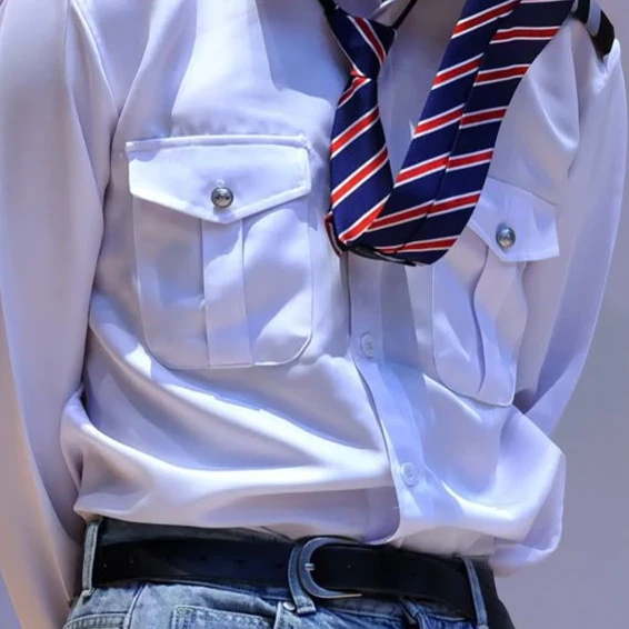 명 재 현