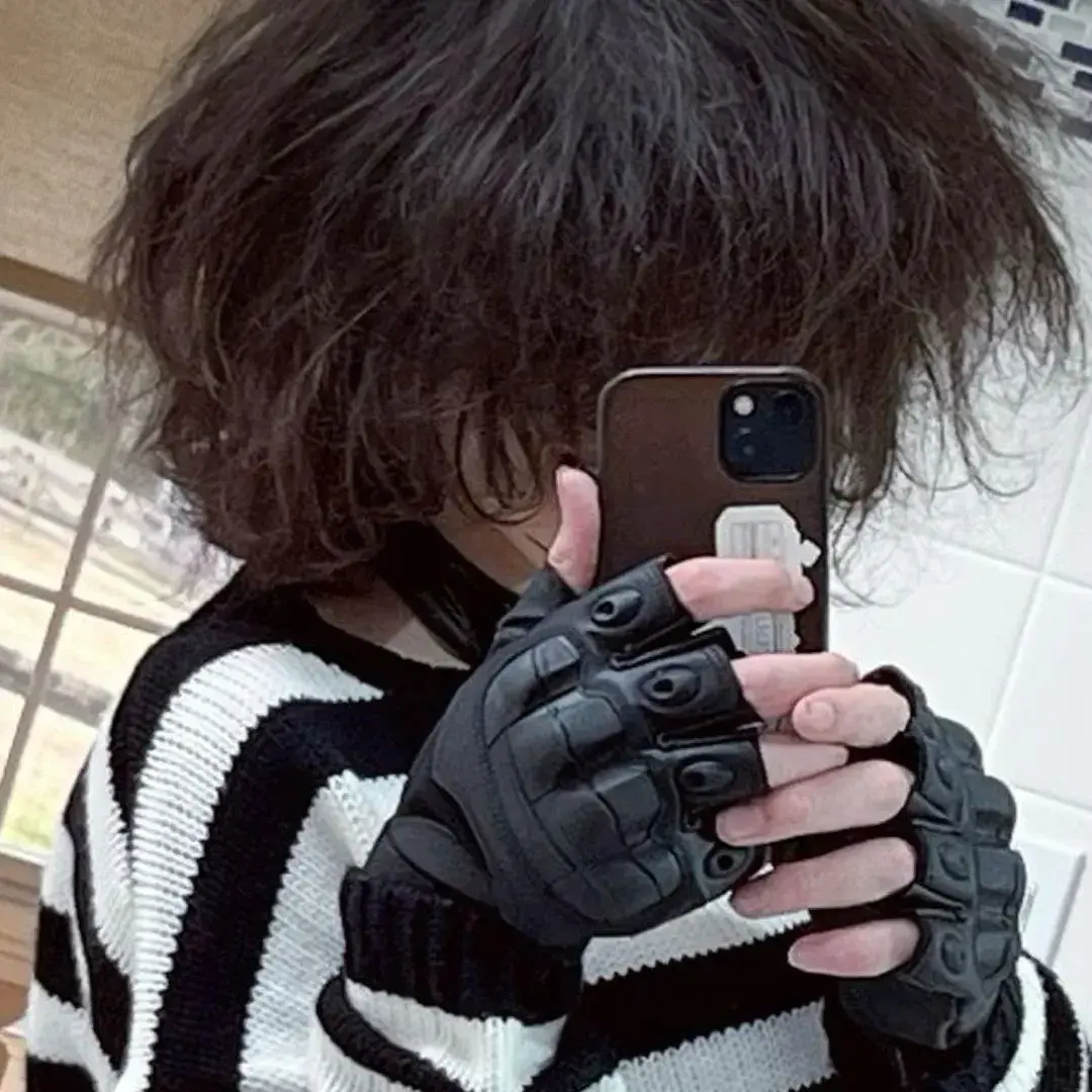 CalmIdea8718의 Trans femboy