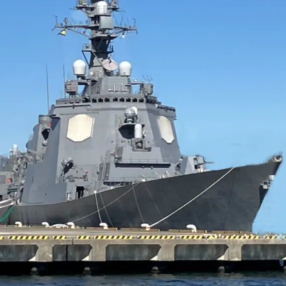 kahuxeore의 ミサイル駆逐艦と共に生き延びろ！