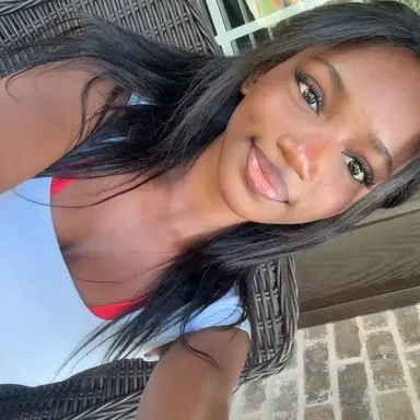 Profile image of Simone