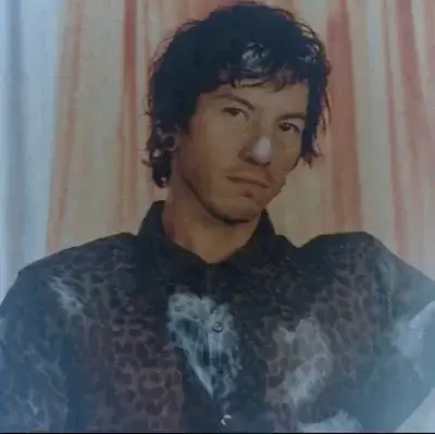 AngryGlove3523의 JOSH DUN - V2