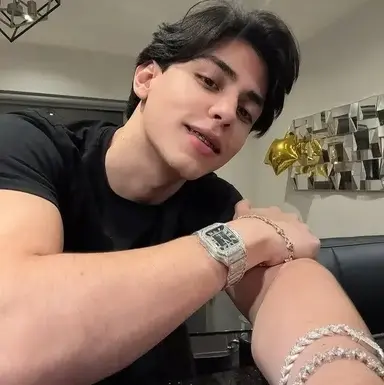 Profile image of Adrian Reyes