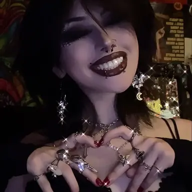 Profile image of Nicole