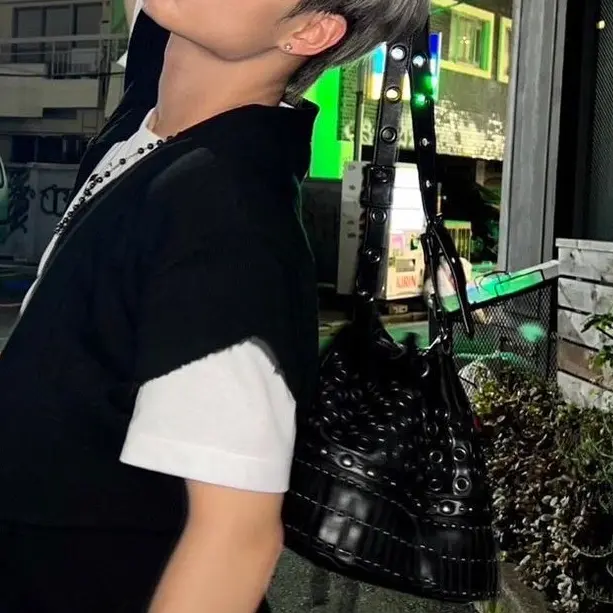 GloomyBrug0181의 ジフン