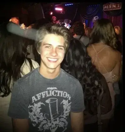 BroadSaola5655의 Chase Davenport