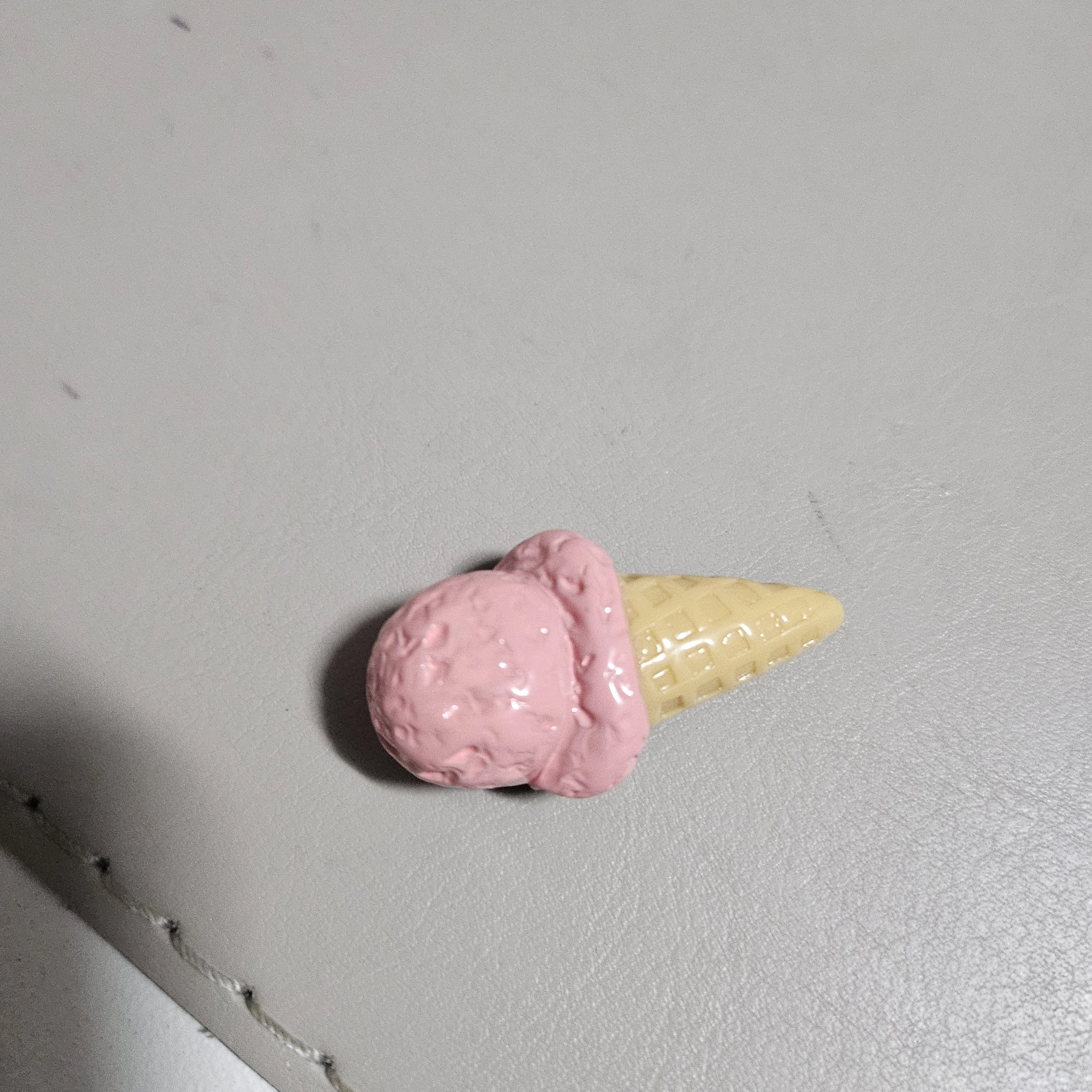 한지 조에