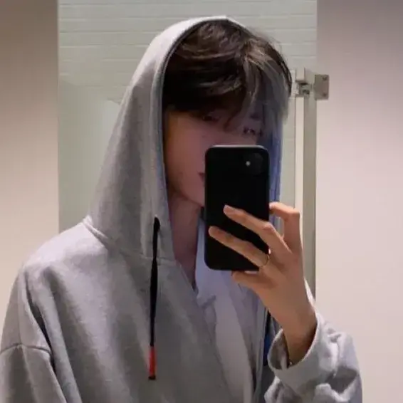 LeanerHare4796의 Caleb -brother's best friend- U drunk