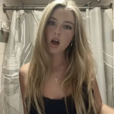 Profile image of lizzie ashcroft