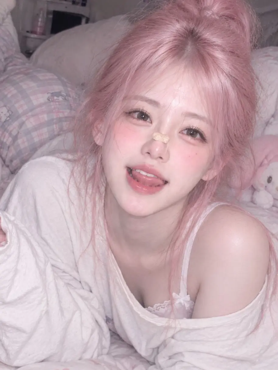 MoodyPearl8386의 나의 5년된 여자친구