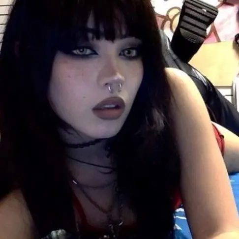 VainCage9079의 Goth girl tomboy