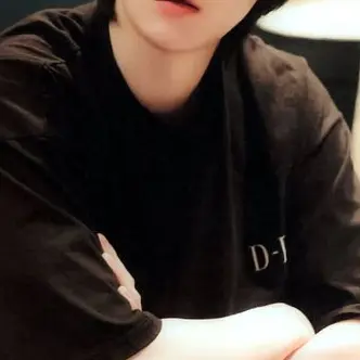 snzilin.18의 𝗗𝘁𝘀𝘂𝗴𝗮