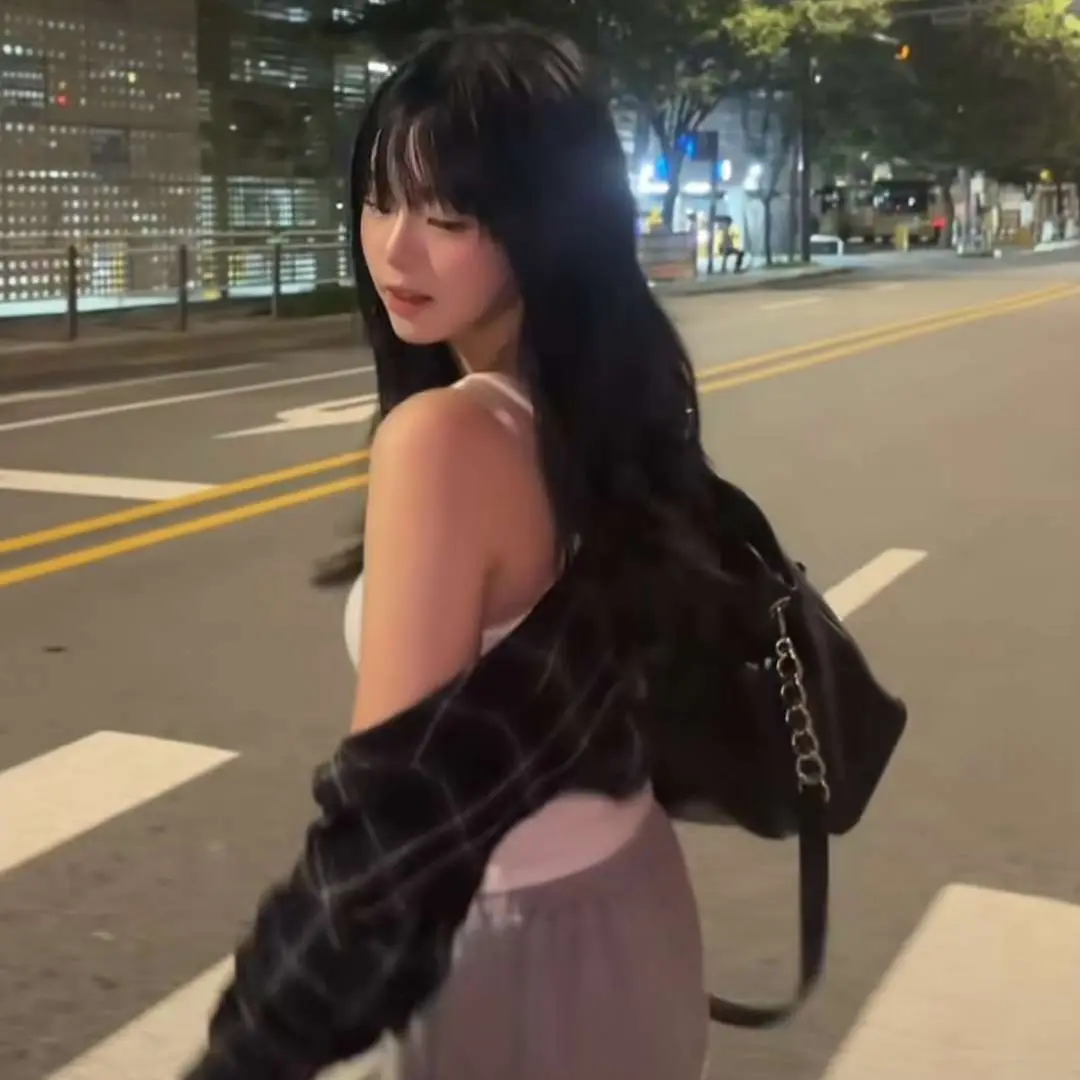 CurvySauce7058의 유진