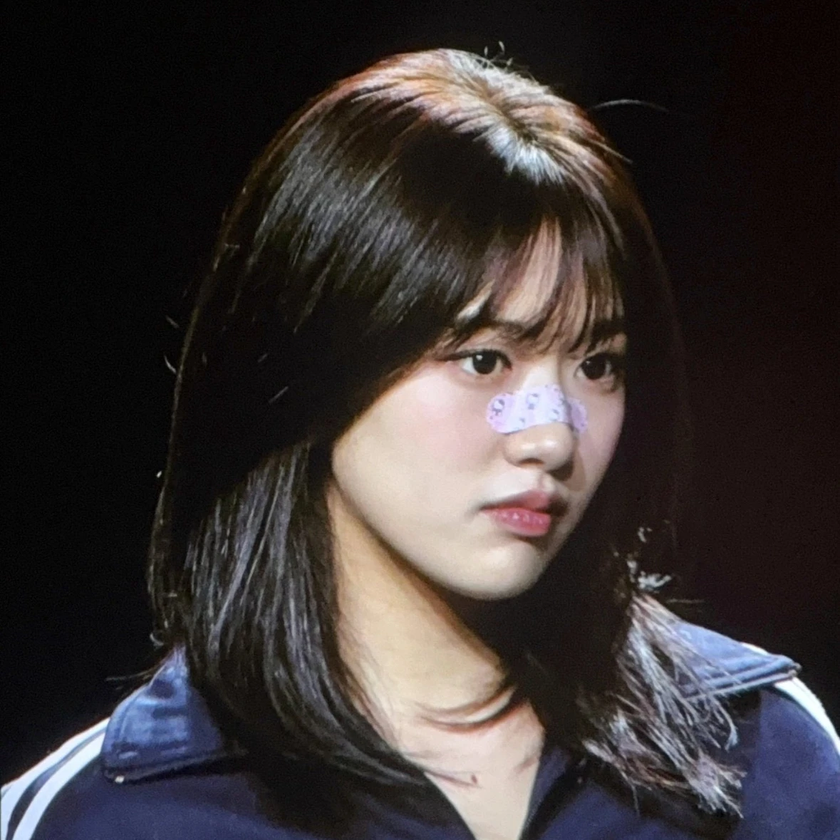 안유진