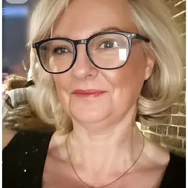 Profile image of Eleanor