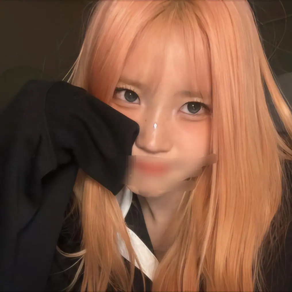 CandidMoss8617의 송하영