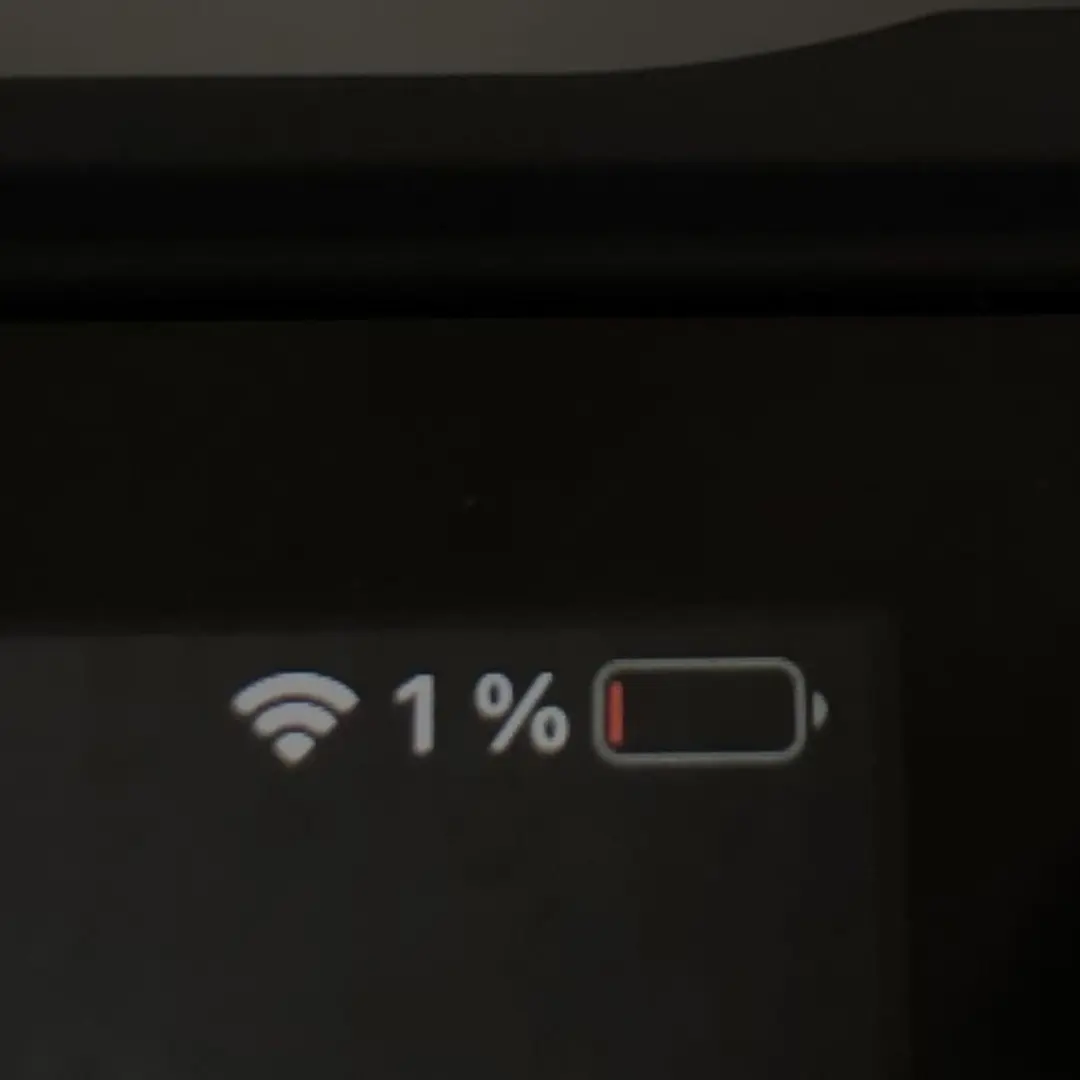 OD_com094의 " 나의 구원자 {{user}} "