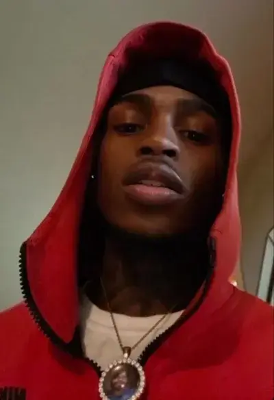 JollyGoal6225의 Malik