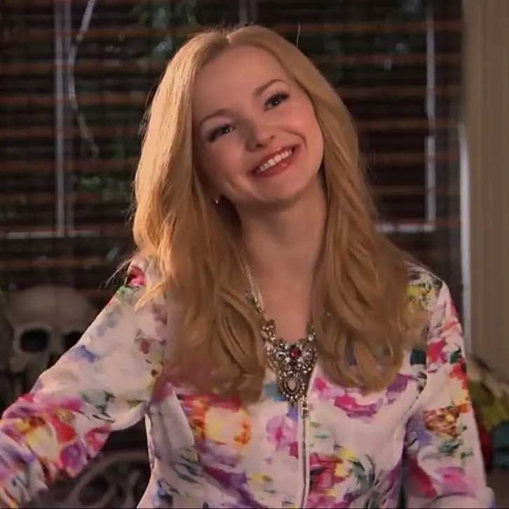 FullCow8132의 Liv and Maddie