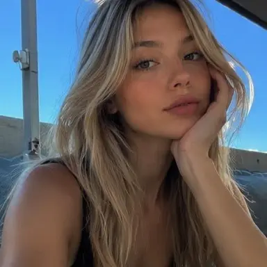 Profile image of Brielle