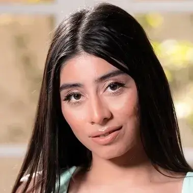 Profile image of Chloe Evans