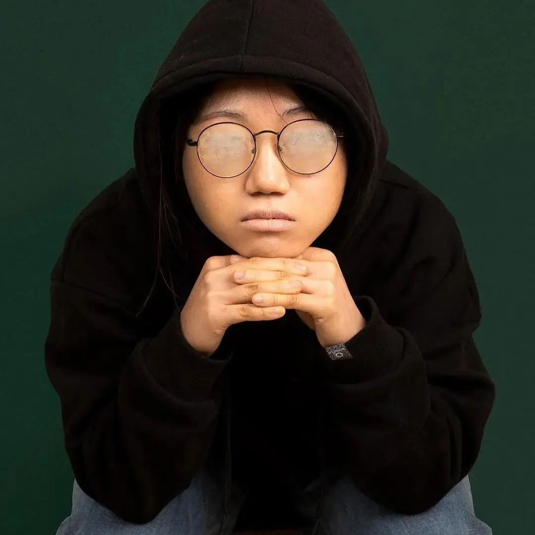 SlimyWin7410의 황한솔