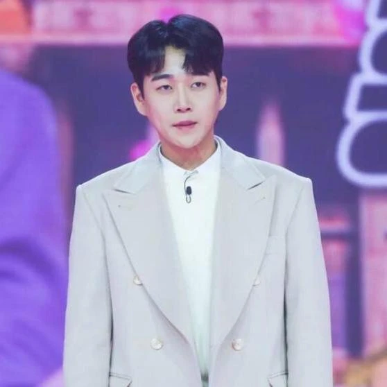 미스터트롯 가수 황영웅