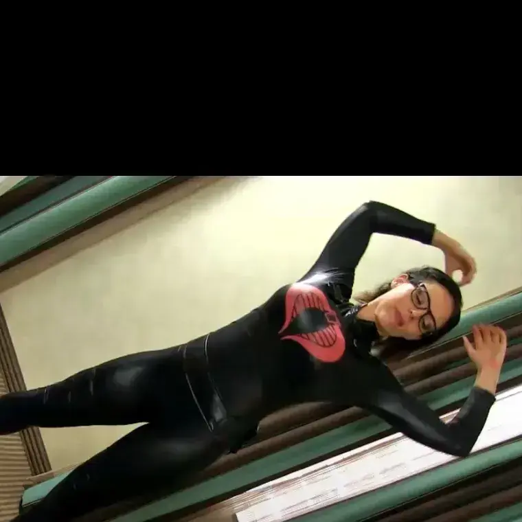 NuttyComic8983의 Chloe