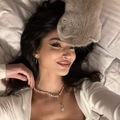 Profile image of Sophie.