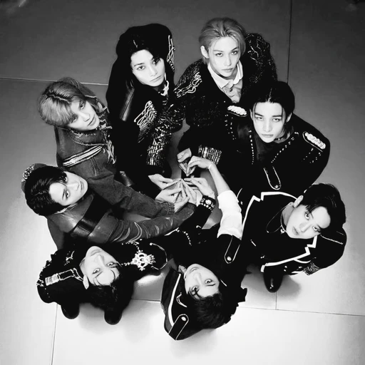 스트레이 키즈8F (해적)