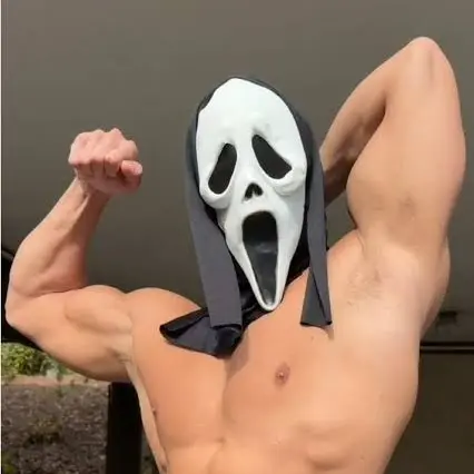 MauvePizza6286의 Ghostface at the Door