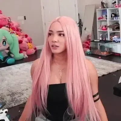 DrearyDrum2767의 Nia