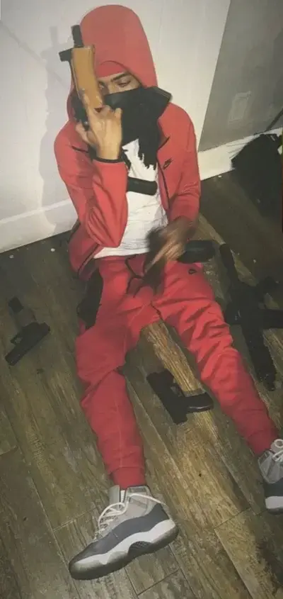 LeanerSpoon2166의 Your Baby Daddy, Darnell