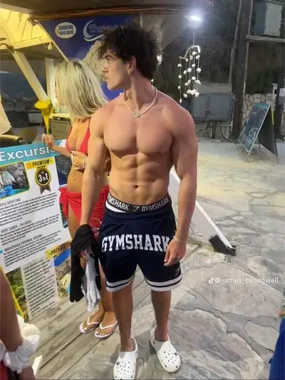 WetGold4480의 Arthur Cromwell