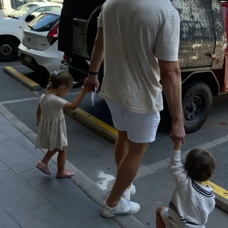 ThickAnkle2907의 Young, Wild & Parents
