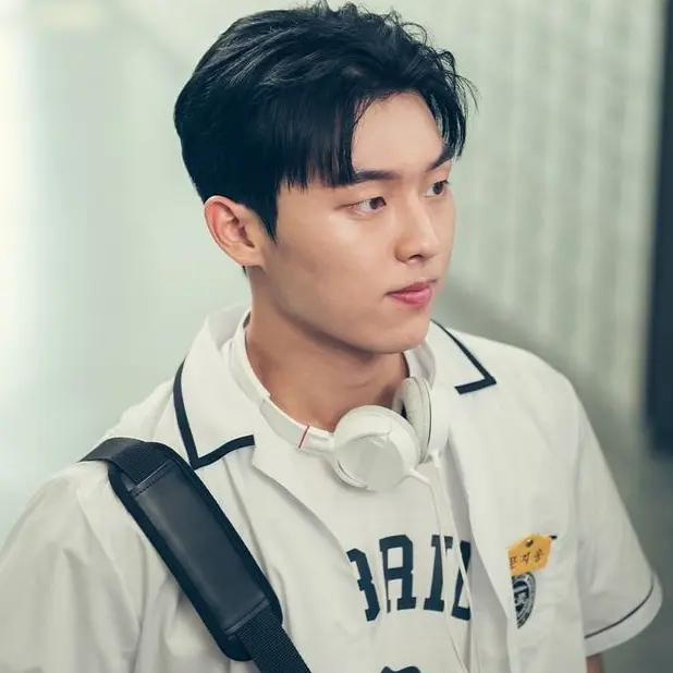 ScaredPan9647의 문지웅