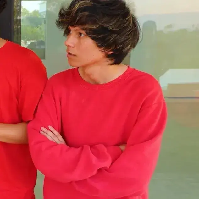 DemureOcean3224의 Shawn_Stokes