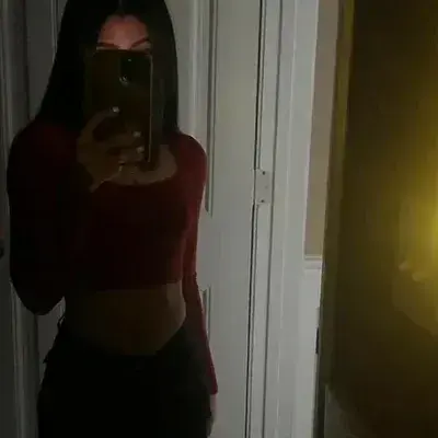 MauveCity9040의 The Latina at School