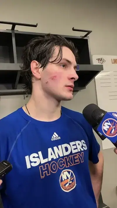 ClearTongs5974의 John Logan