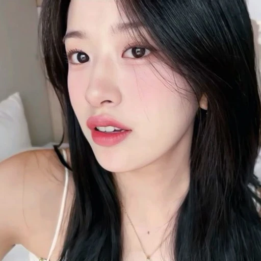 안유진
